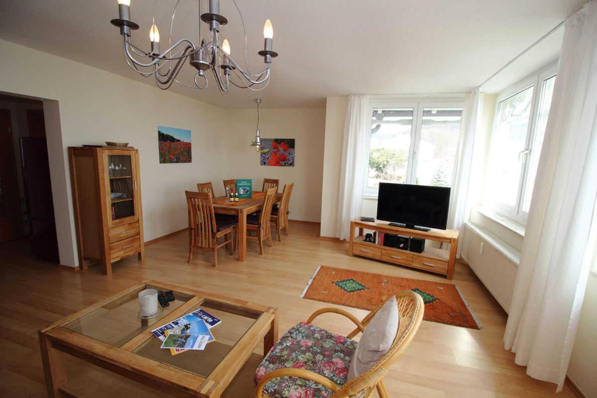 Villa Seeblick - Ferienwohnung 409 ซาสนิทซ์ ภายนอก รูปภาพ